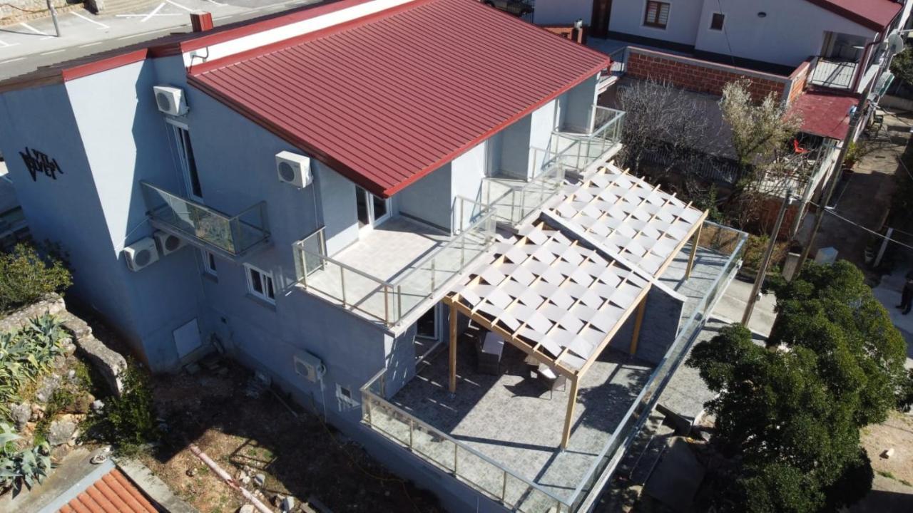 Vila Velvet Hotel Starigrad Paklenica Exterior foto