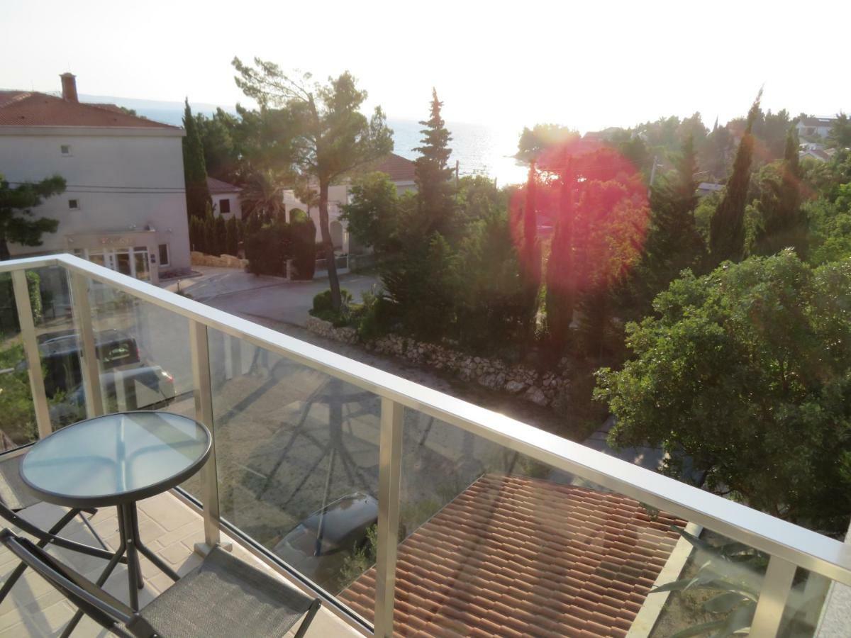 Vila Velvet Hotel Starigrad Paklenica Exterior foto